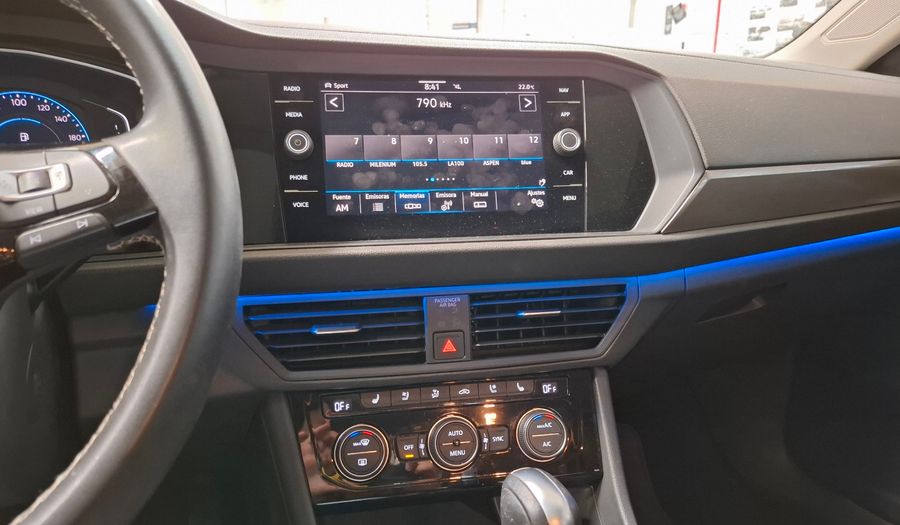 Volkswagen Vento 1.4 TSI HIGHLINE 250 AUTO MY21 Sedan 2021