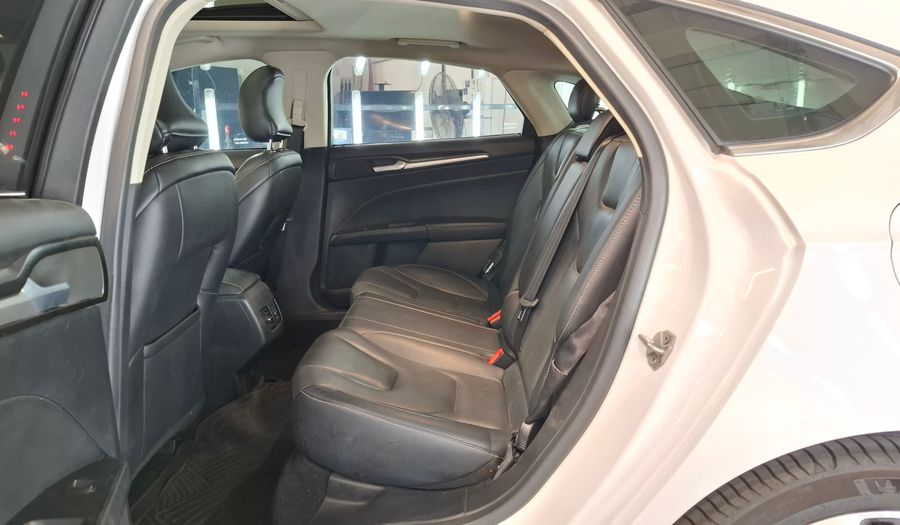 Ford Mondeo 2.0 TITANIUM AUTO Sedan 2020