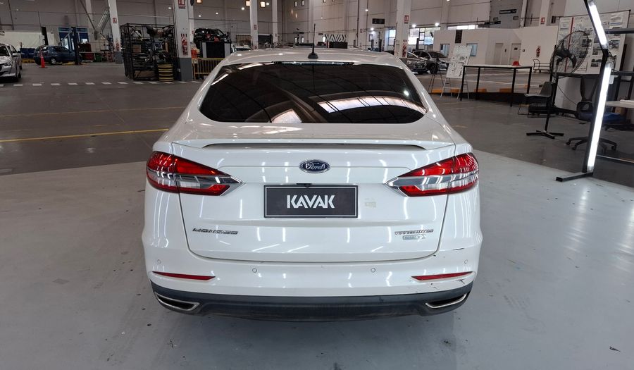 Ford Mondeo 2.0 TITANIUM AUTO Sedan 2020