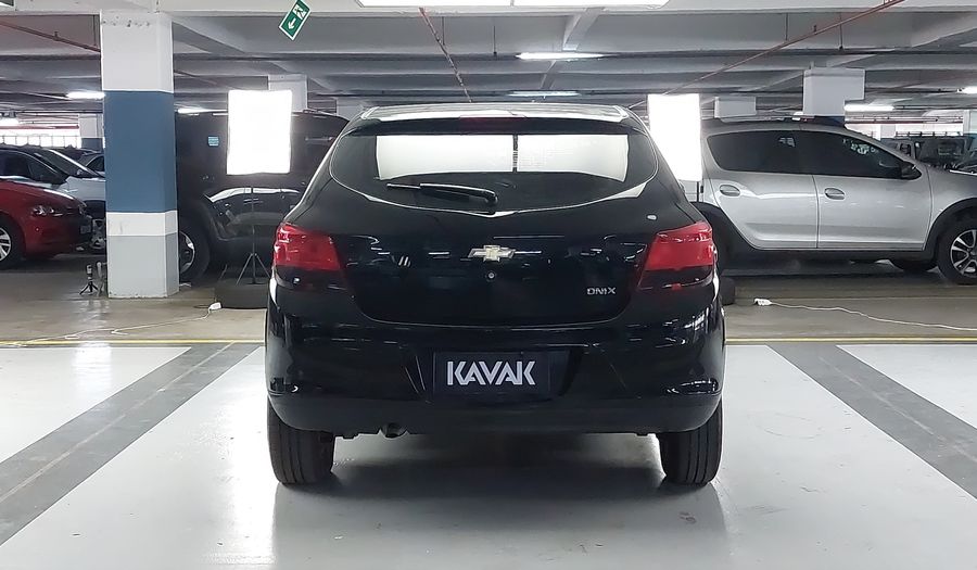 Chevrolet Onix 1.0 SPE/4 LS Hatchback 2015