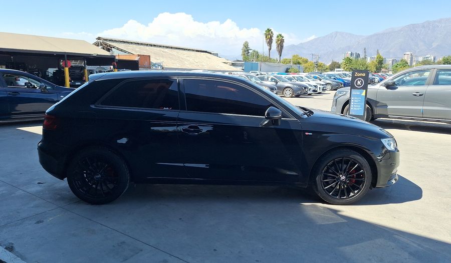 Audi A3 1.4 TFSI S TRONIC LINE Hatchback 2016