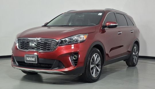 Kia • Sorento