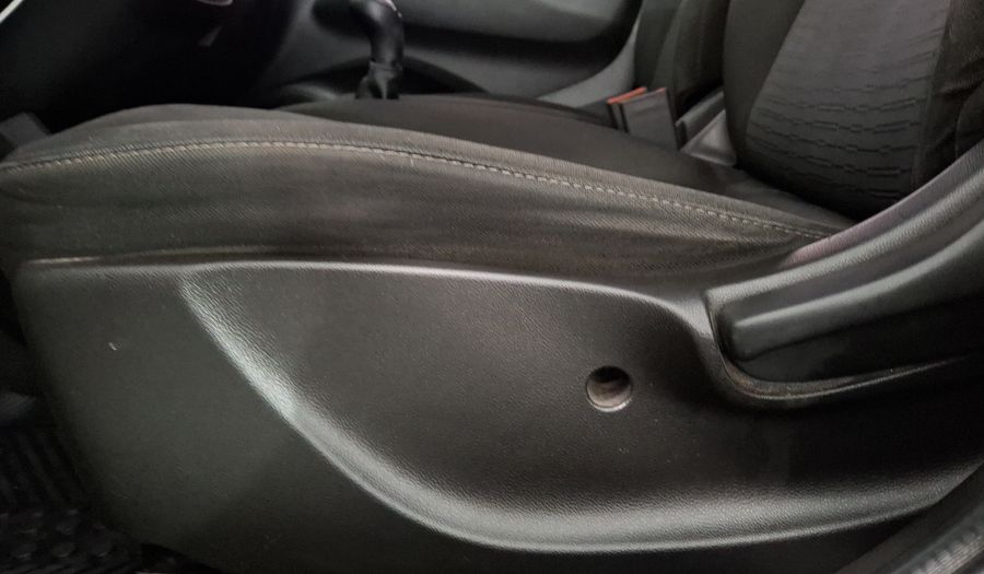 Chevrolet Spark 1.4 LT B MT Hatchback 2017