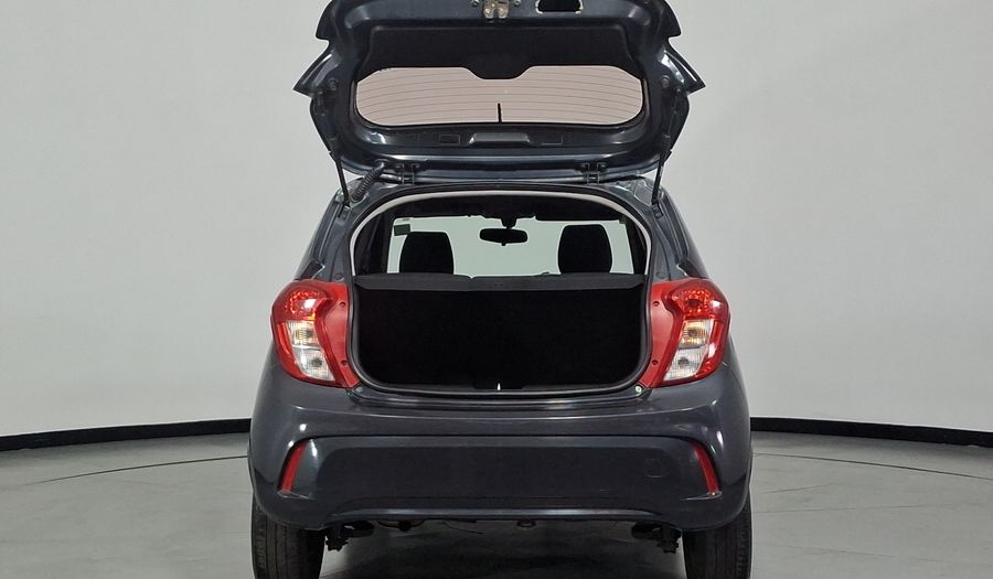 Chevrolet Spark 1.4 LT B MT Hatchback 2017