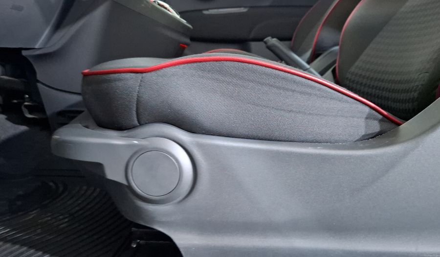 Fiat 500 1.4 EASY AT Hatchback 2016