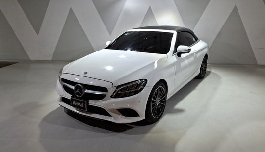 Mercedes Benz • Clase C