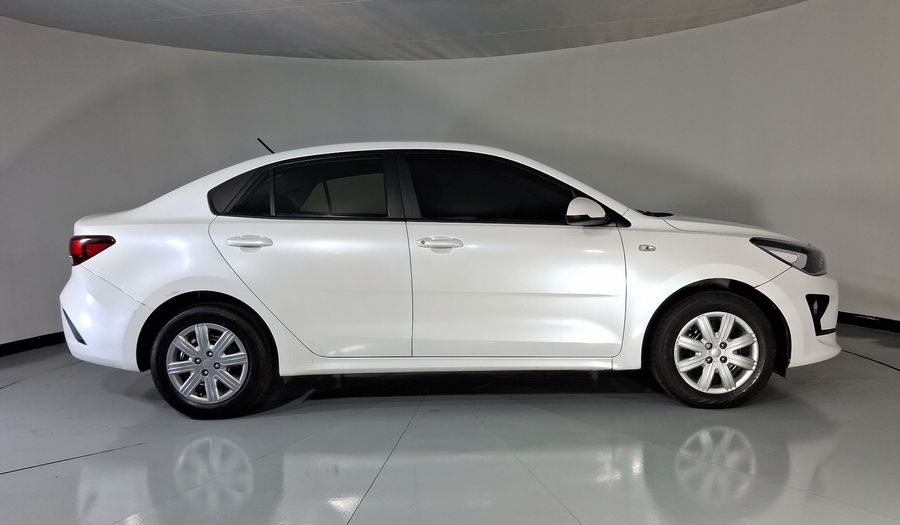 Kia Rio 1.6 L AUTO Sedan 2023