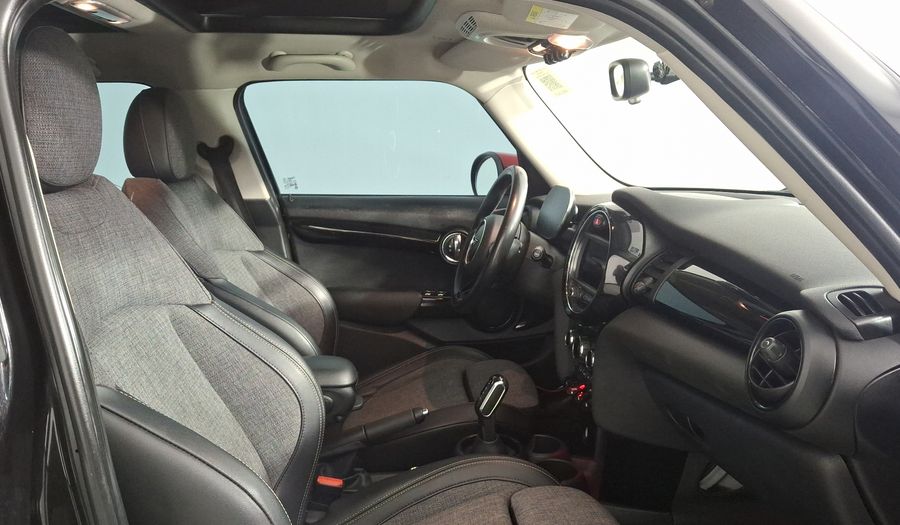 Mini Cooper S 2.0 COOPER CHILI DCT Hatchback 2021