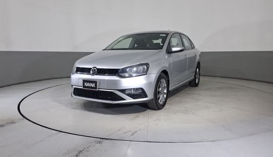 Volkswagen • Vento