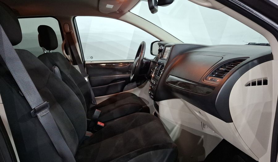 Dodge Grand Caravan 3.6 SXT Minivan 2019