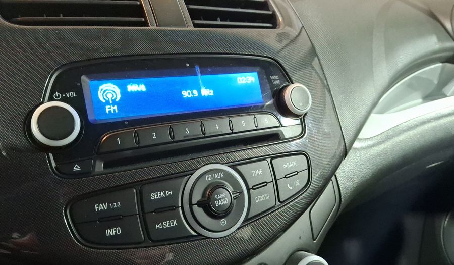 Chevrolet Spark 1.2 LTZ C MT Hatchback 2013