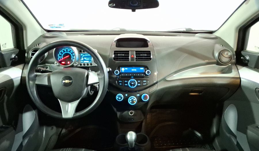 Chevrolet Spark 1.2 LTZ C MT Hatchback 2013