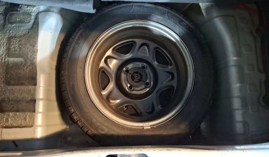 Chevrolet Spark 1.2 LTZ C MT Hatchback 2013