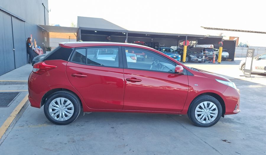 Toyota Yaris 1.5 SPORT CVT Hatchback 2022