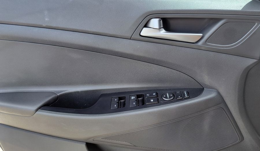 Hyundai Tucson 2.0 GL AT TECHO Suv 2017