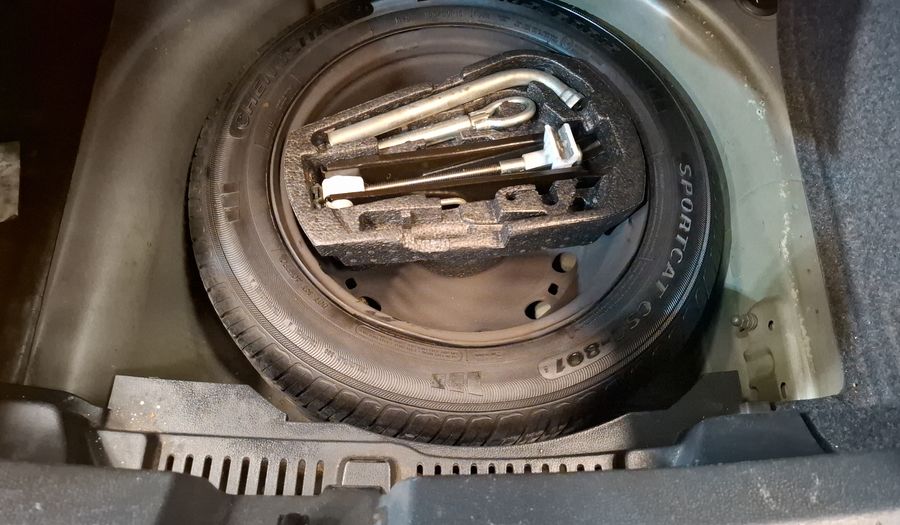 Seat Ibiza 1.6 REFERENCE MT Hatchback 2017