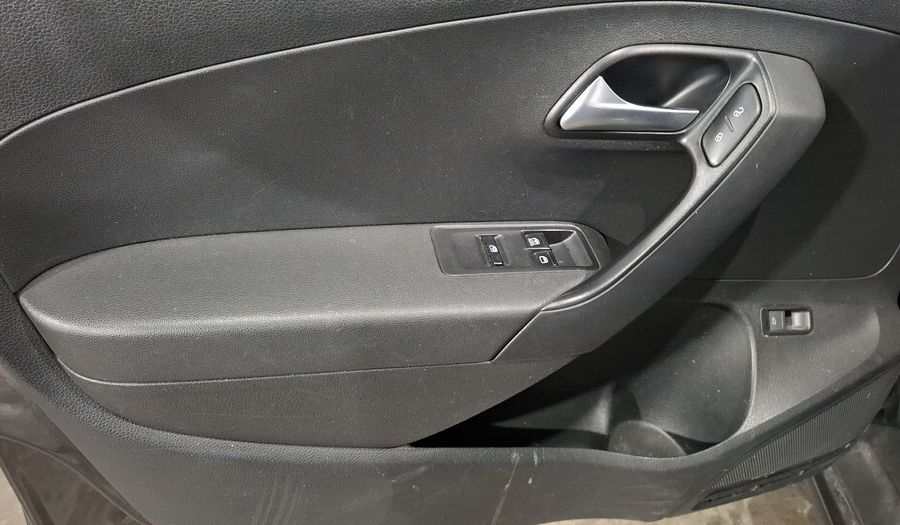 Volkswagen Vento 1.6 STARTLINE MT Sedan 2017