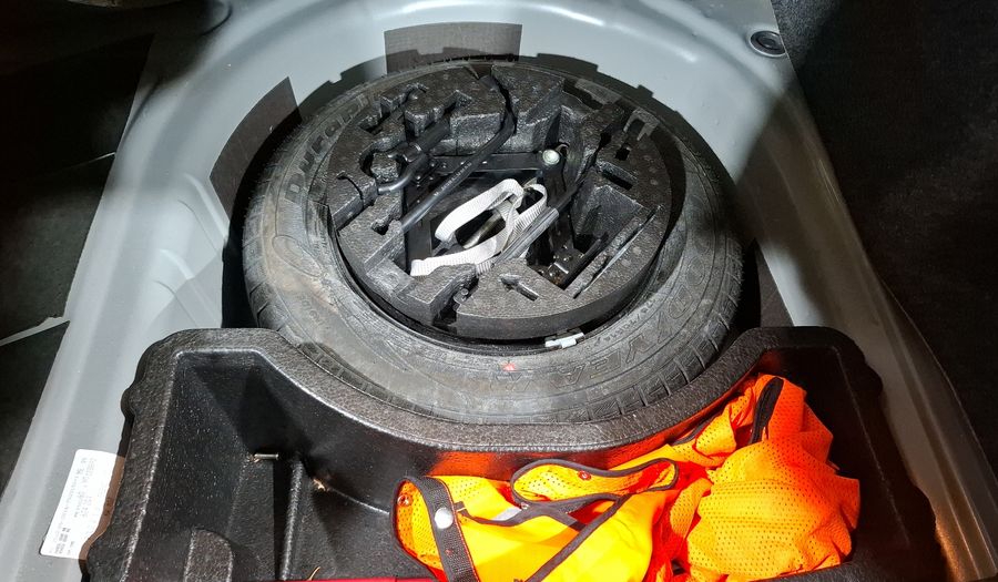 Volkswagen Vento 1.6 STARTLINE MT Sedan 2017