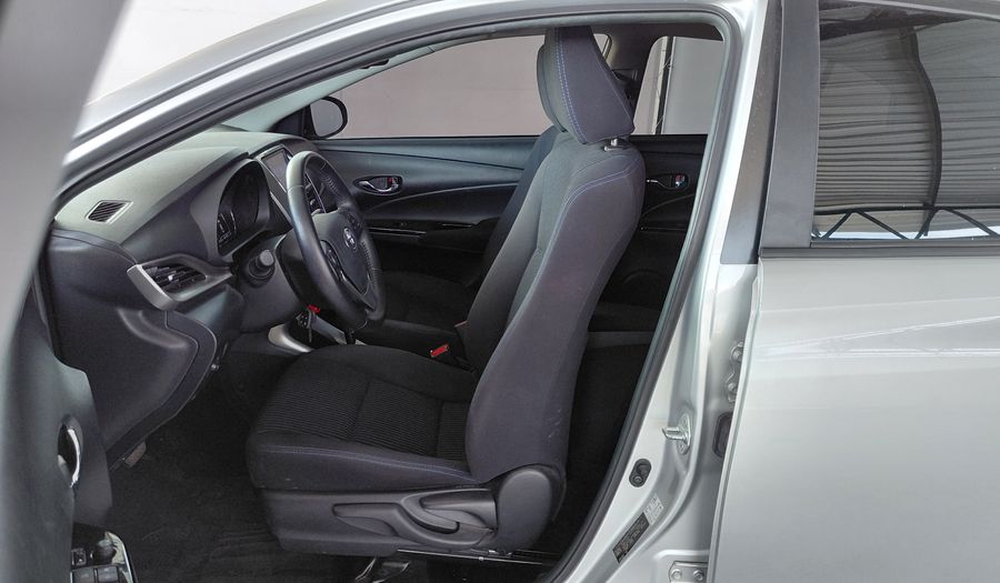 Toyota Yaris 1.5 XLS CVT Sedan 2021