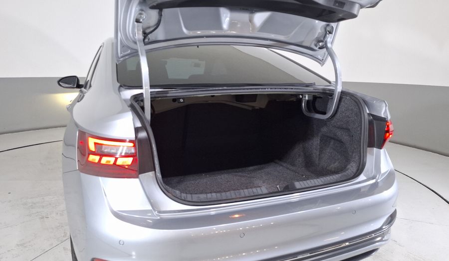 Volkswagen Jetta 1.4 SPORTLINE AUTO Sedan 2022