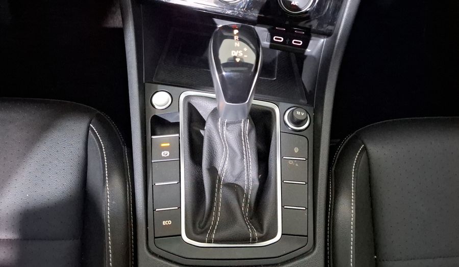 Volkswagen Jetta 1.4 SPORTLINE AUTO Sedan 2022