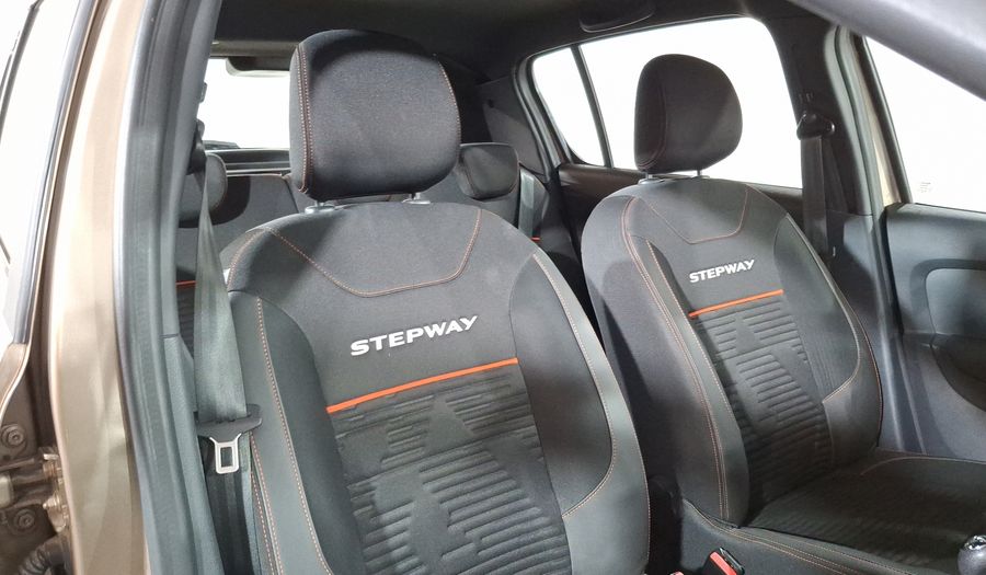 Renault Stepway 1.6 INTENS MT Hatchback 2023