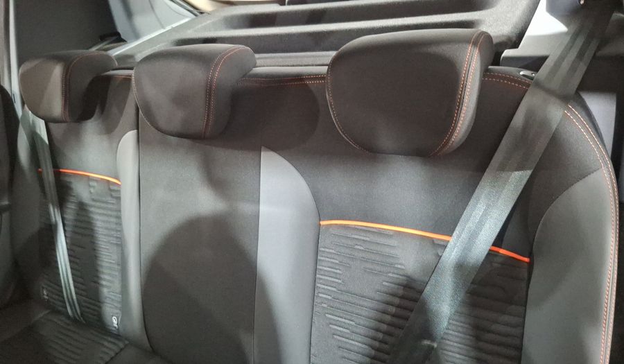 Renault Stepway 1.6 INTENS MT Hatchback 2023