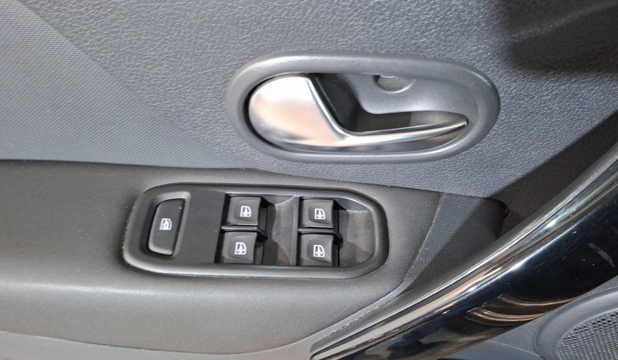 Renault Stepway 1.6 INTENS MT Hatchback 2023