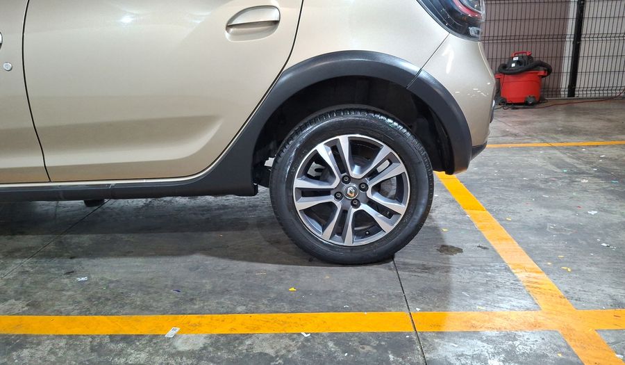 Renault Stepway 1.6 INTENS MT Hatchback 2023