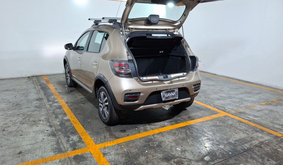 Renault Stepway 1.6 INTENS MT Hatchback 2023