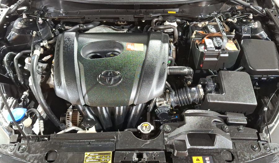 Toyota Yaris 1.5 R XLE AT Sedan 2017