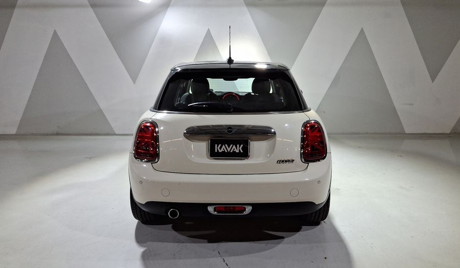 Mini Cooper 1.5 COOPER PEPPER DCT Hatchback 2019