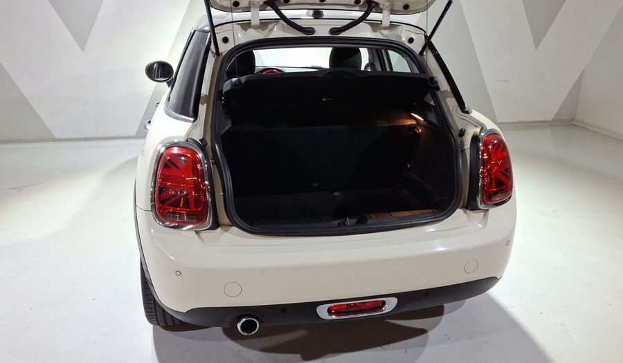 Mini Cooper 1.5 COOPER PEPPER DCT Hatchback 2019