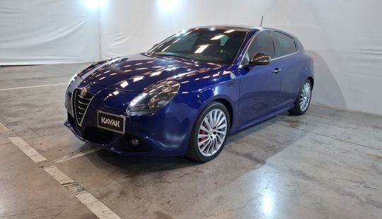 Alfa Romeo • Giulietta