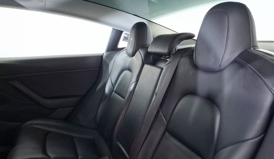 Tesla Model 3 LONG RANGE Sedan 2019