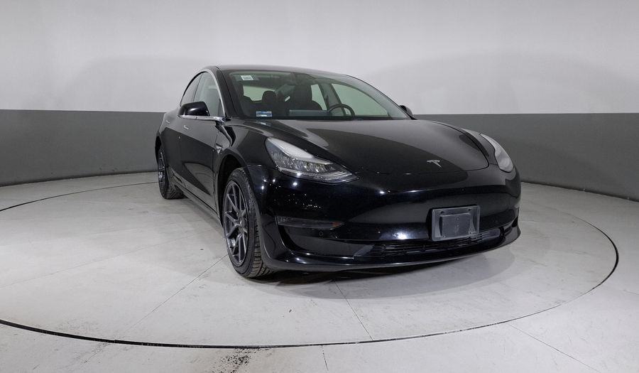 Tesla Model 3 LONG RANGE Sedan 2019