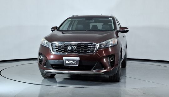Kia • Sorento