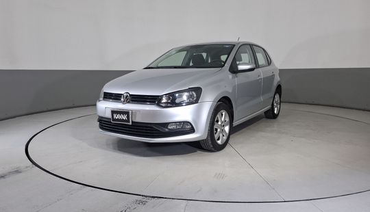 Volkswagen • Polo