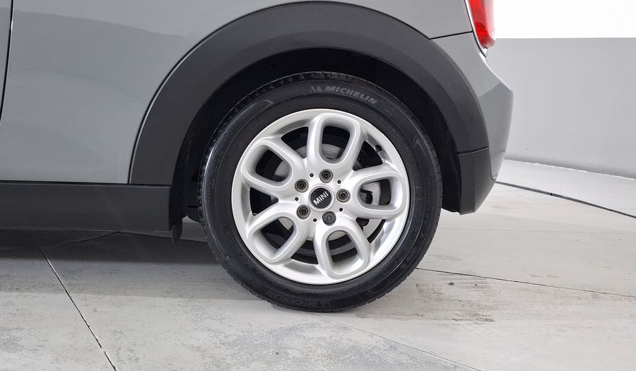 Mini Cooper 1.5 COOPER CHILI AT Hatchback 2017