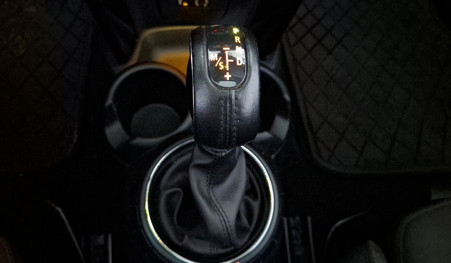 Mini Cooper 1.5 COOPER CHILI AT Hatchback 2017