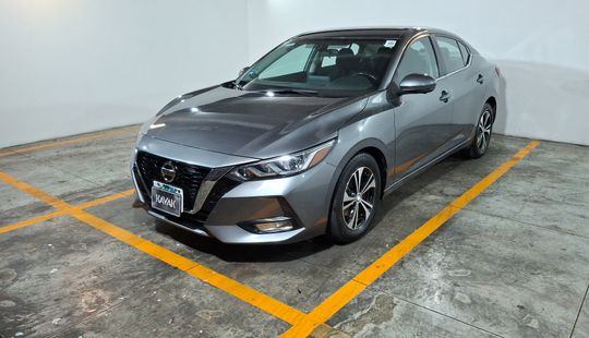 Nissan • Sentra