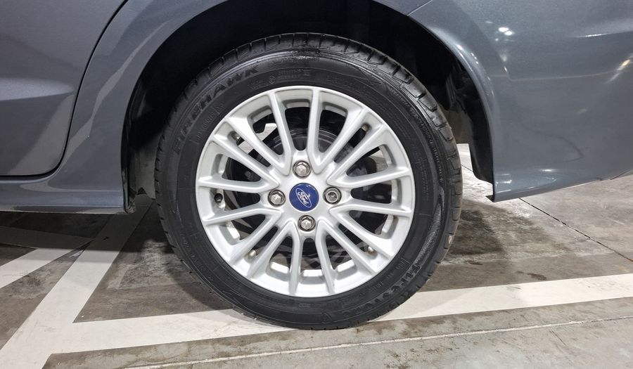 Ford Figo 1.5 TITANIUM AUTO Sedan 2021