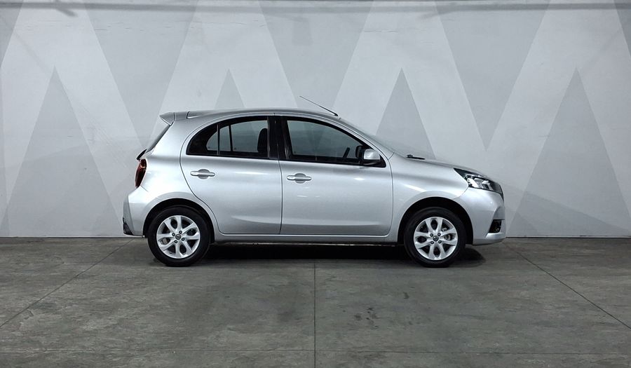 Nissan March 1.6 ADVANCE Hatchback 2021