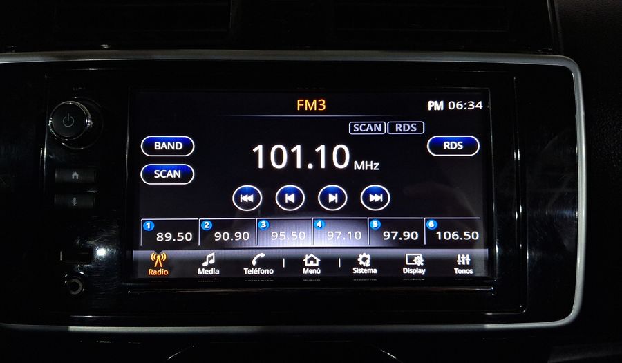 Nissan March 1.6 ADVANCE Hatchback 2021