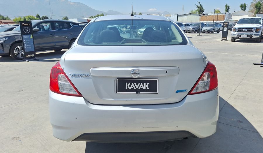 Nissan Versa 1.6 SENSE AUTO Sedan 2017