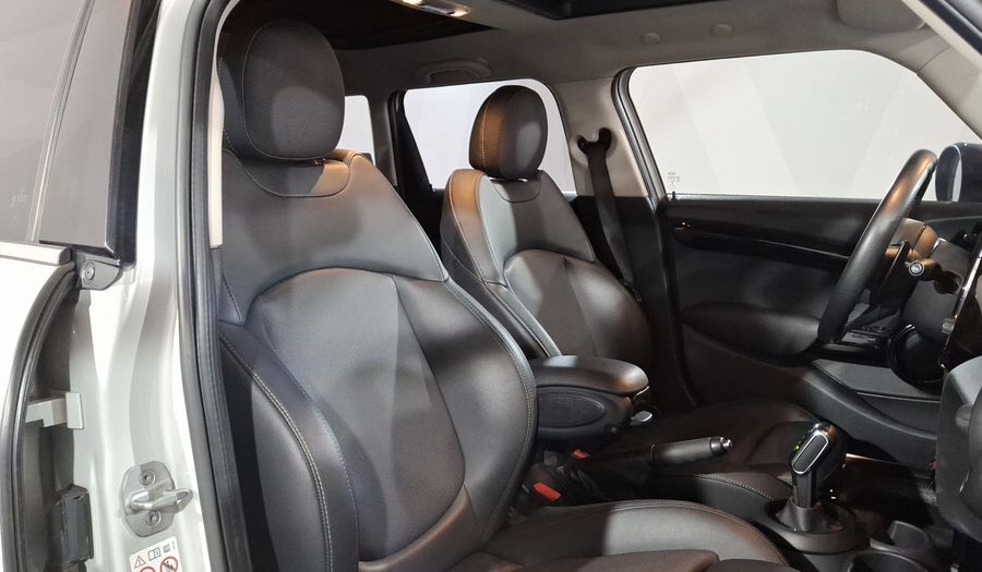 Mini Cooper S 2.0 COOPER CHILI DCT Hatchback 2021