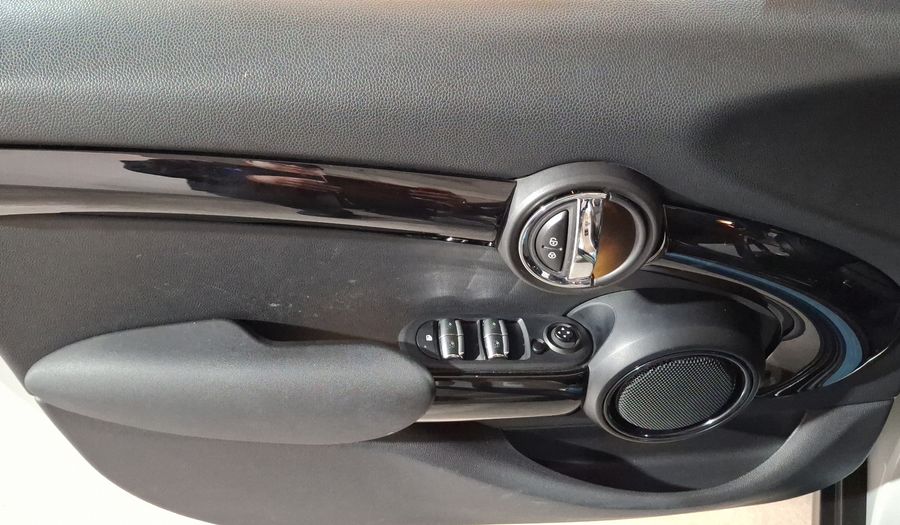 Mini Cooper S 2.0 COOPER CHILI DCT Hatchback 2021