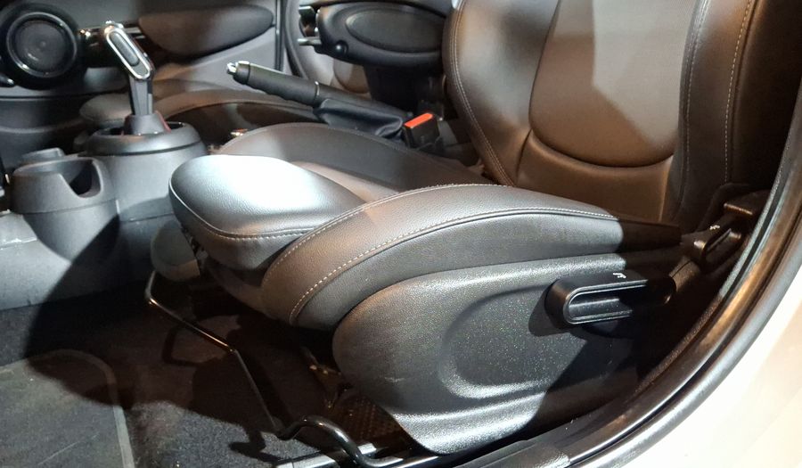 Mini Cooper S 2.0 COOPER CHILI DCT Hatchback 2021