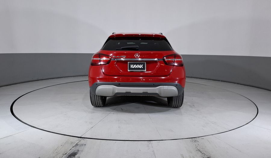 Mercedes Benz Clase Gla 1.6 GLA 200 DCT Suv 2020