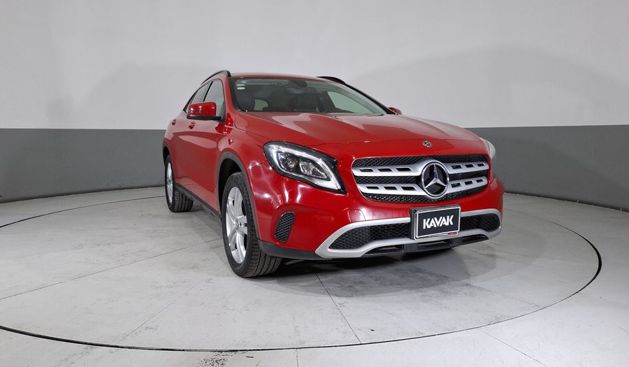 Mercedes Benz Clase Gla 1.6 GLA 200 DCT Suv 2020
